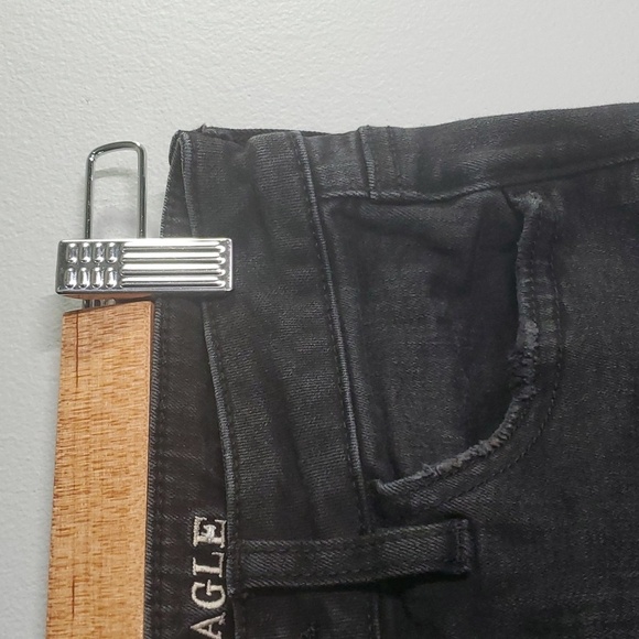 American Eagle jeans women's sz 6 black ripped holes knees super hi-rise jegging - Picture 6 of 12
